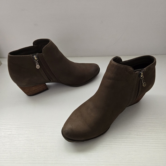 Blondo Womens Brown Waterproof Short ankle boots 7.5 - Picture 4 of 7